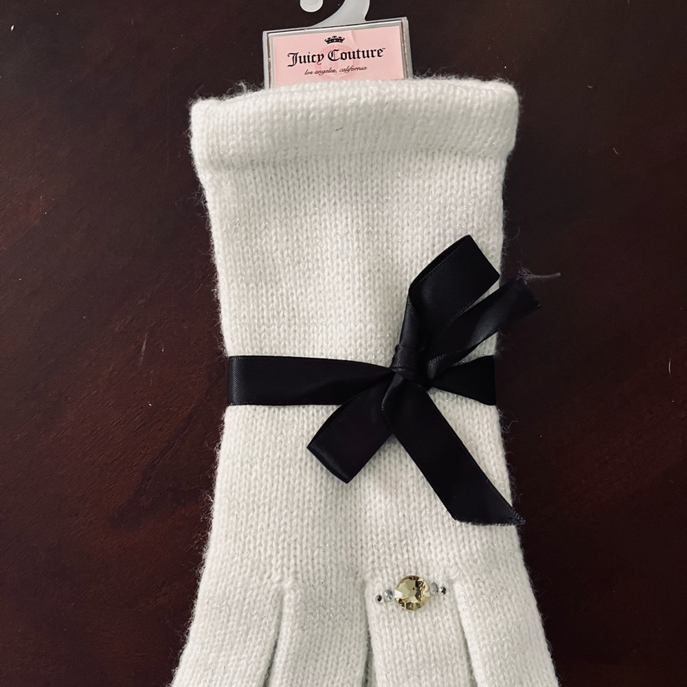 NWT Juicy Couture engagement ring gloves
